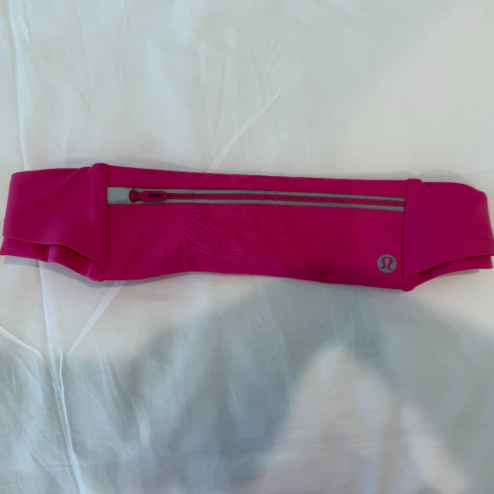 Lululemon Fast and Free Run Belt